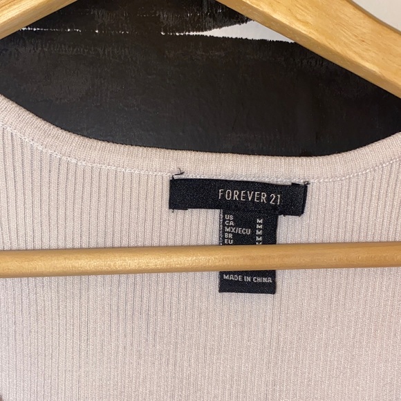 Crop Top - Picture 2 of 3